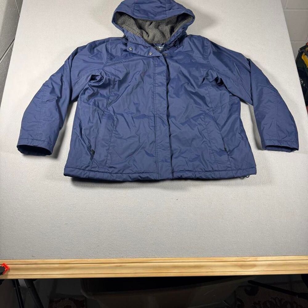 Llbean Women's Blue and Navy Jacket